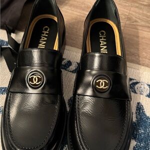 CHANEL Black Women’s Leather Loafers